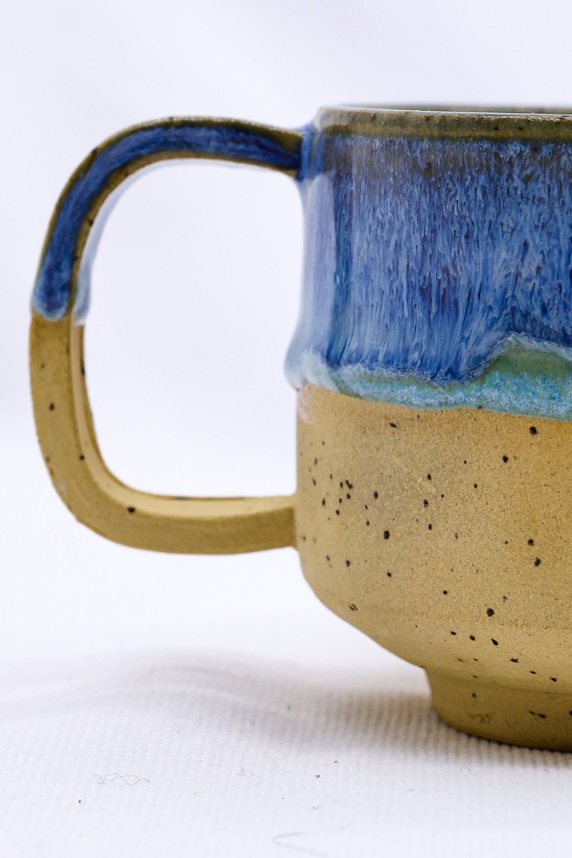 Bluvio Sienna Handmade Ceramic Mug-1